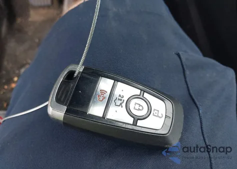 2017 Ford Fusion Hybrid Se z USA, uszkodzony, nr VIN 3FA6P0LU5HR374593